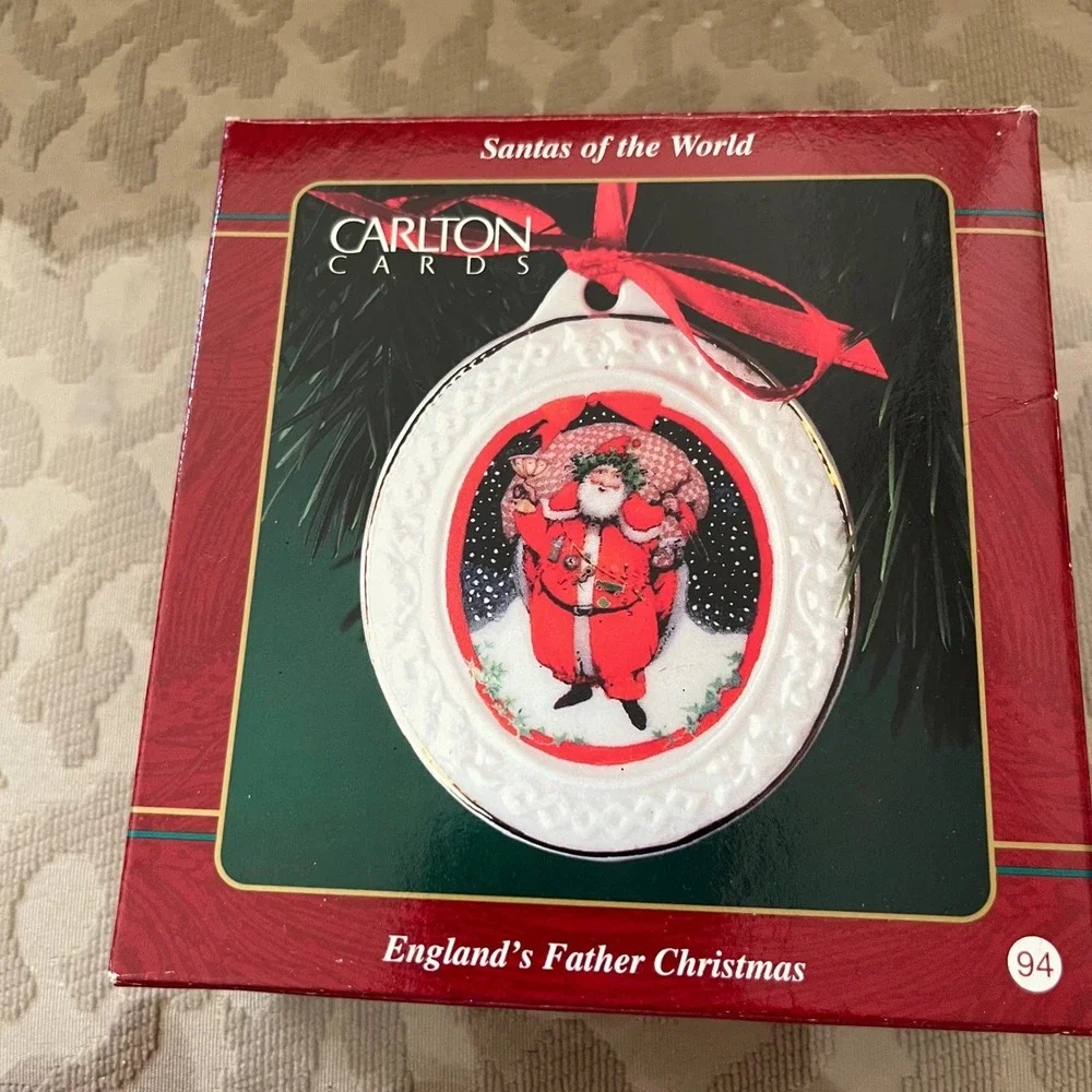 Carlton Cards Santas of the World England Father Christmas Ornament